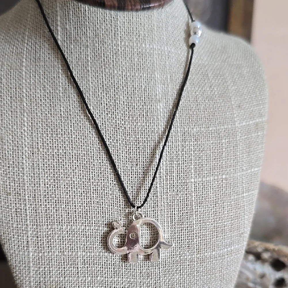 Elephant Pendant Silver Color Necklace